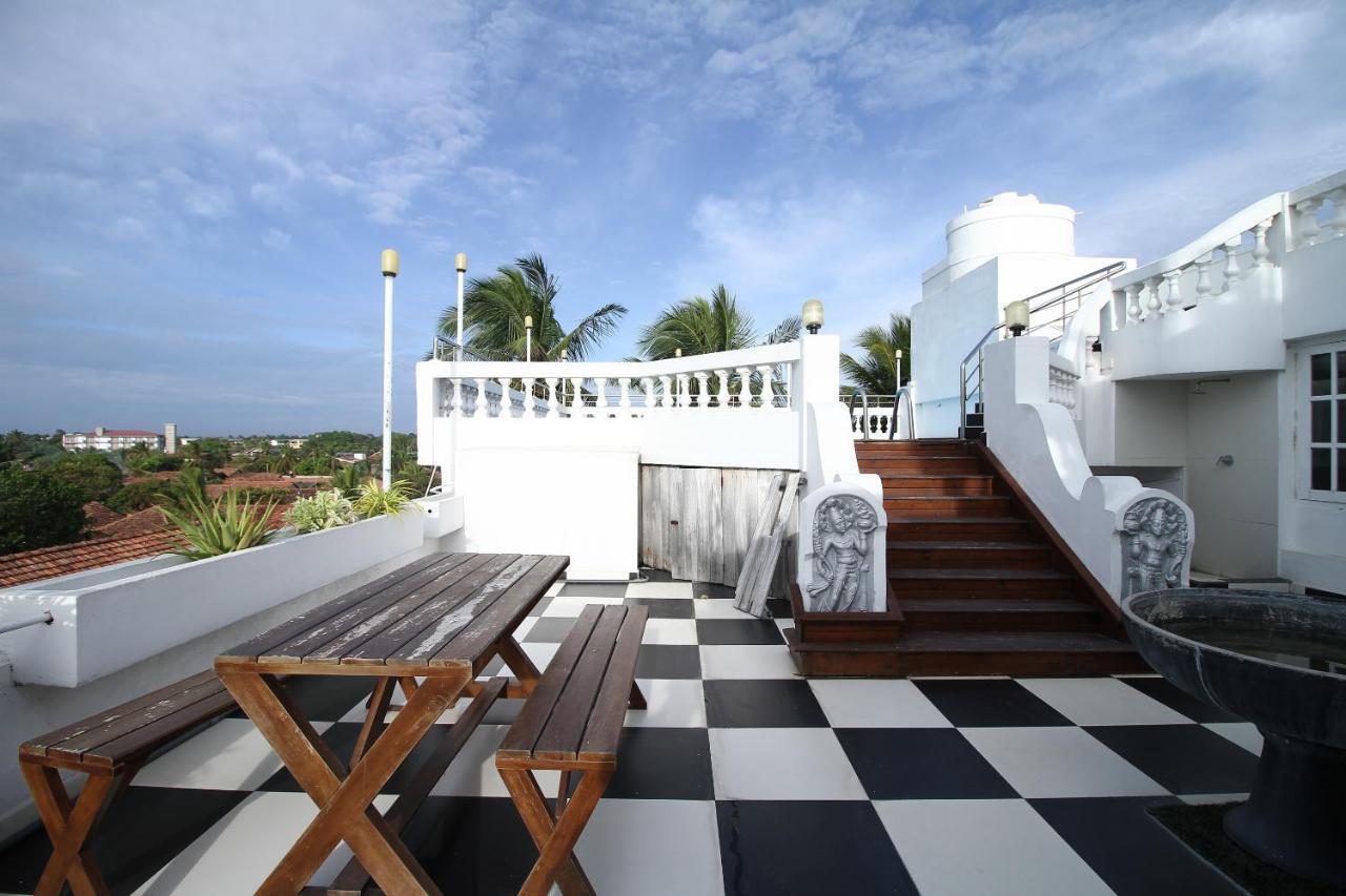 Royal Castle Hotel Negombo Buitenkant foto